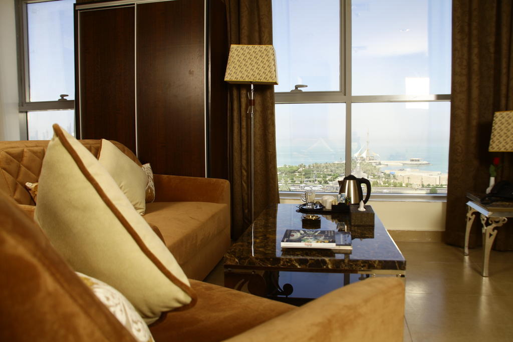 Laguna Hotel Suites Kuwait City Zimmer foto